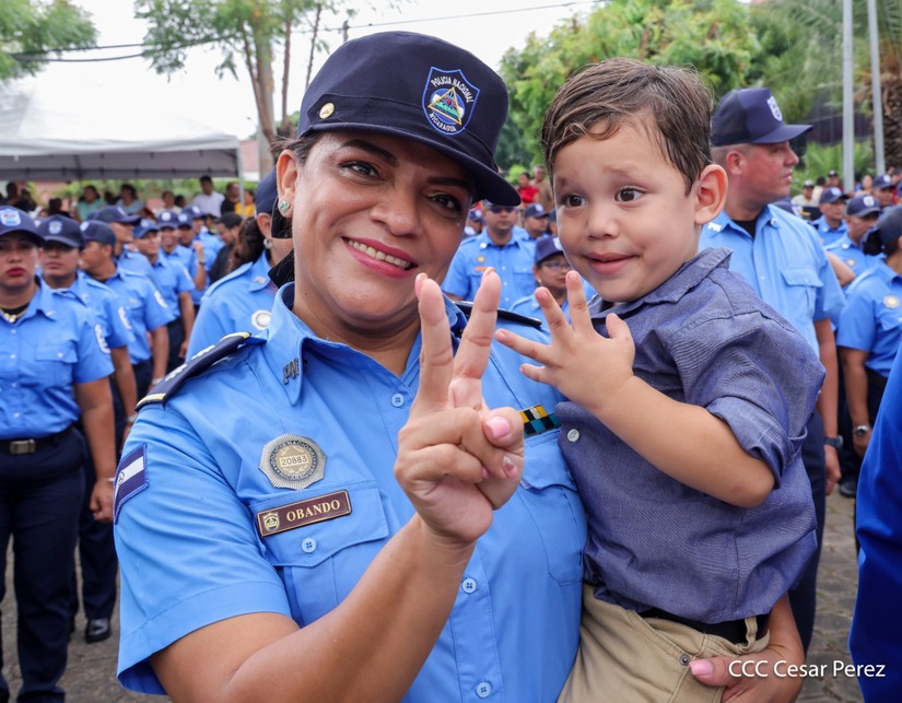 Ascensos-Policiales-59