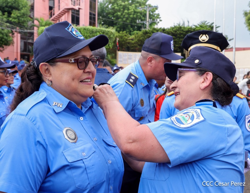 Ascensos-Policiales-65