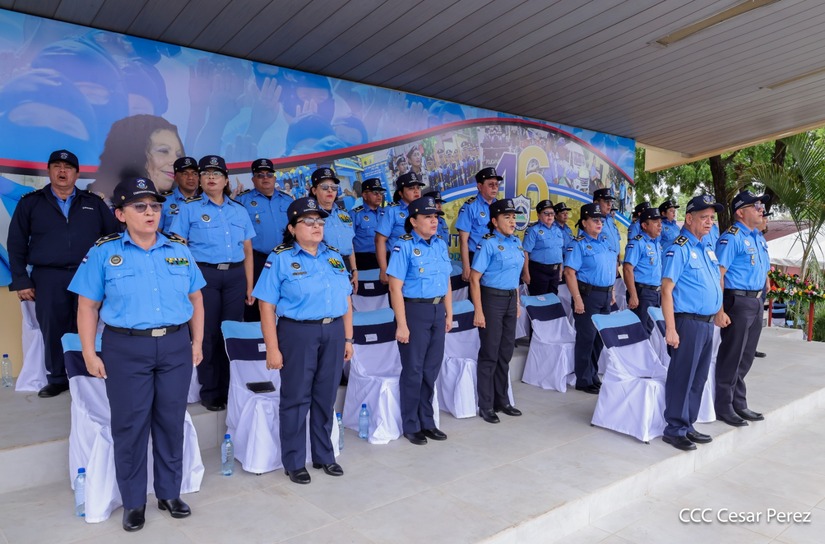 Ascensos-Policiales-77