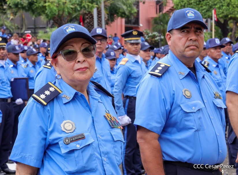 Ascensos-Policiales-81