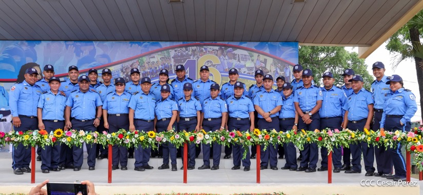 Ascensos-Policiales-82