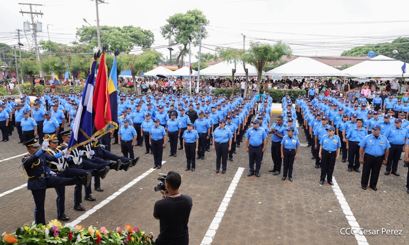 Ascensos-Policiales-9