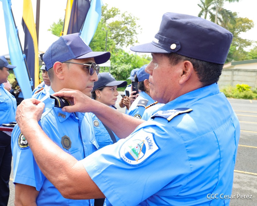 Ascensos-Policiales--(16)