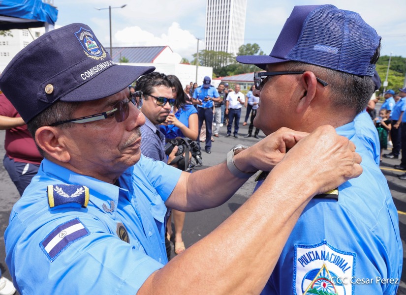 Ascensos-Policiales--(34)