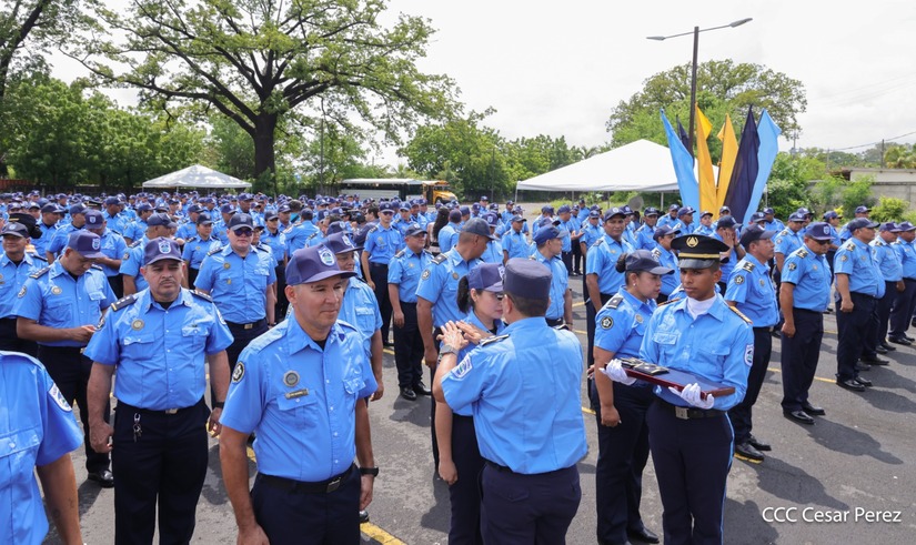 Ascensos-Policiales--(51)