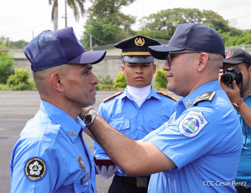 Ascensos-Policiales--(8)
