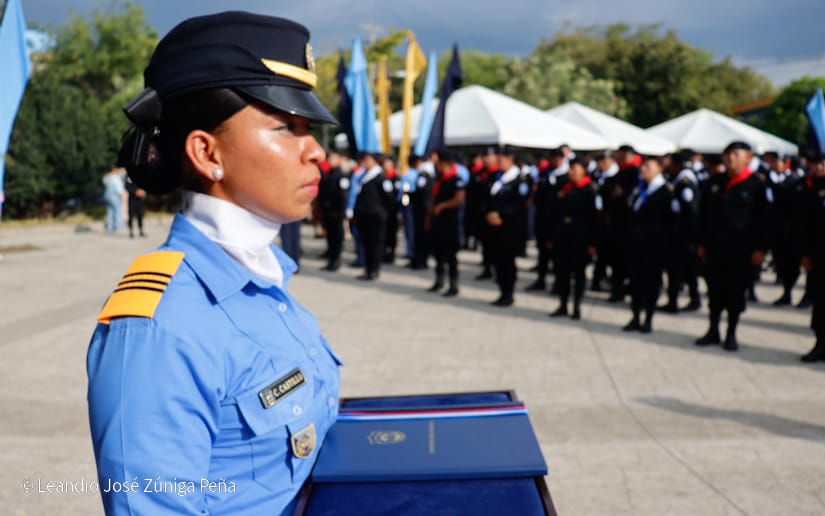 Ascensos-Policiales--(10)