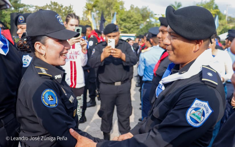 Ascensos-Policiales--(18)