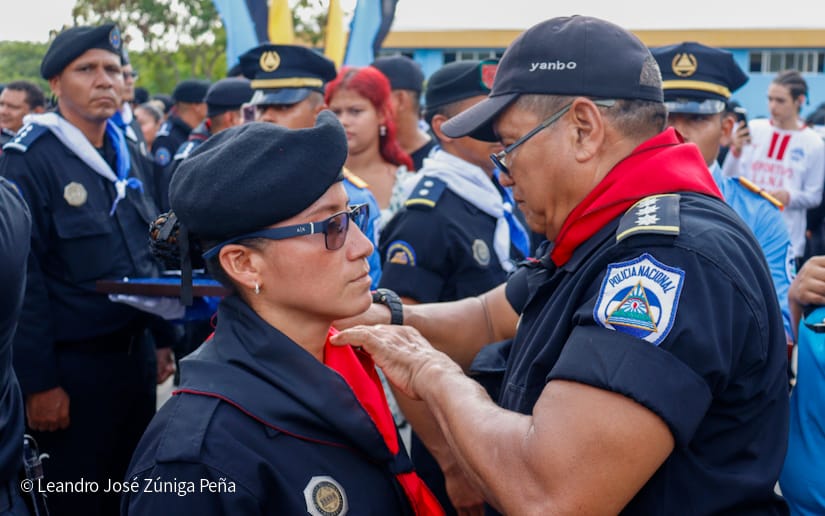 Ascensos-Policiales--(21)