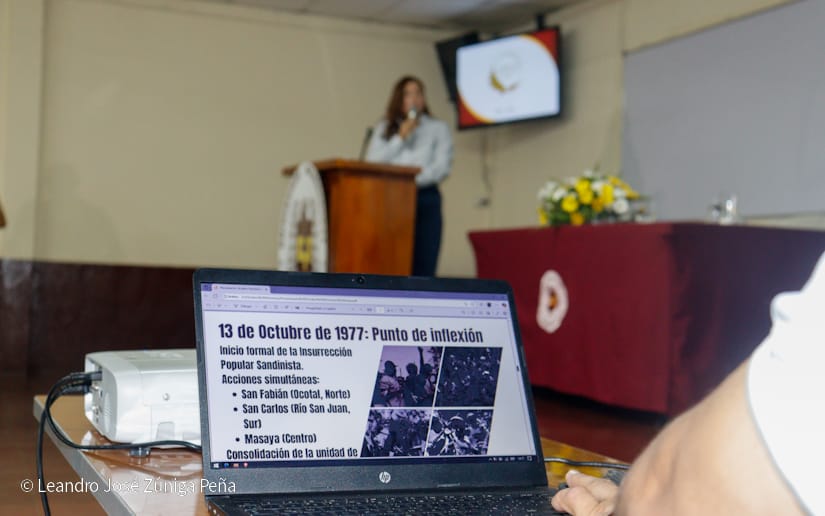 Charla-a-universitarios-2