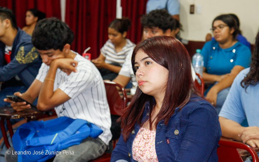 Charla-a-universitarios-9