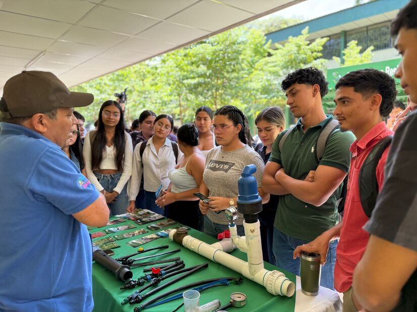 Educacion-Tecnica-en-el-Campo-12