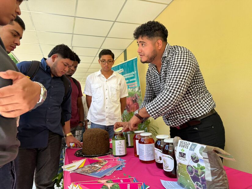 Educacion-Tecnica-en-el-Campo-23