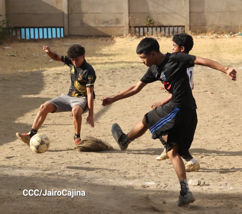 Liga-de-Futbol-Campo-(1)