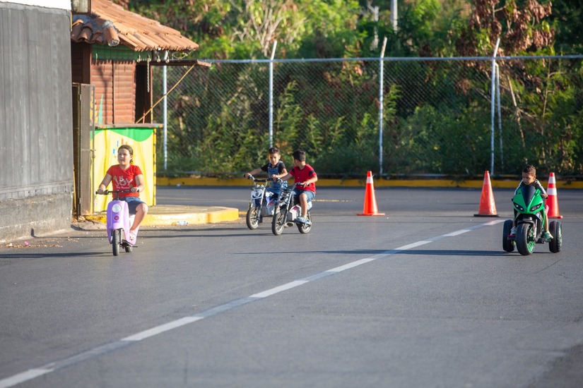 Salvador-Allende--(4)