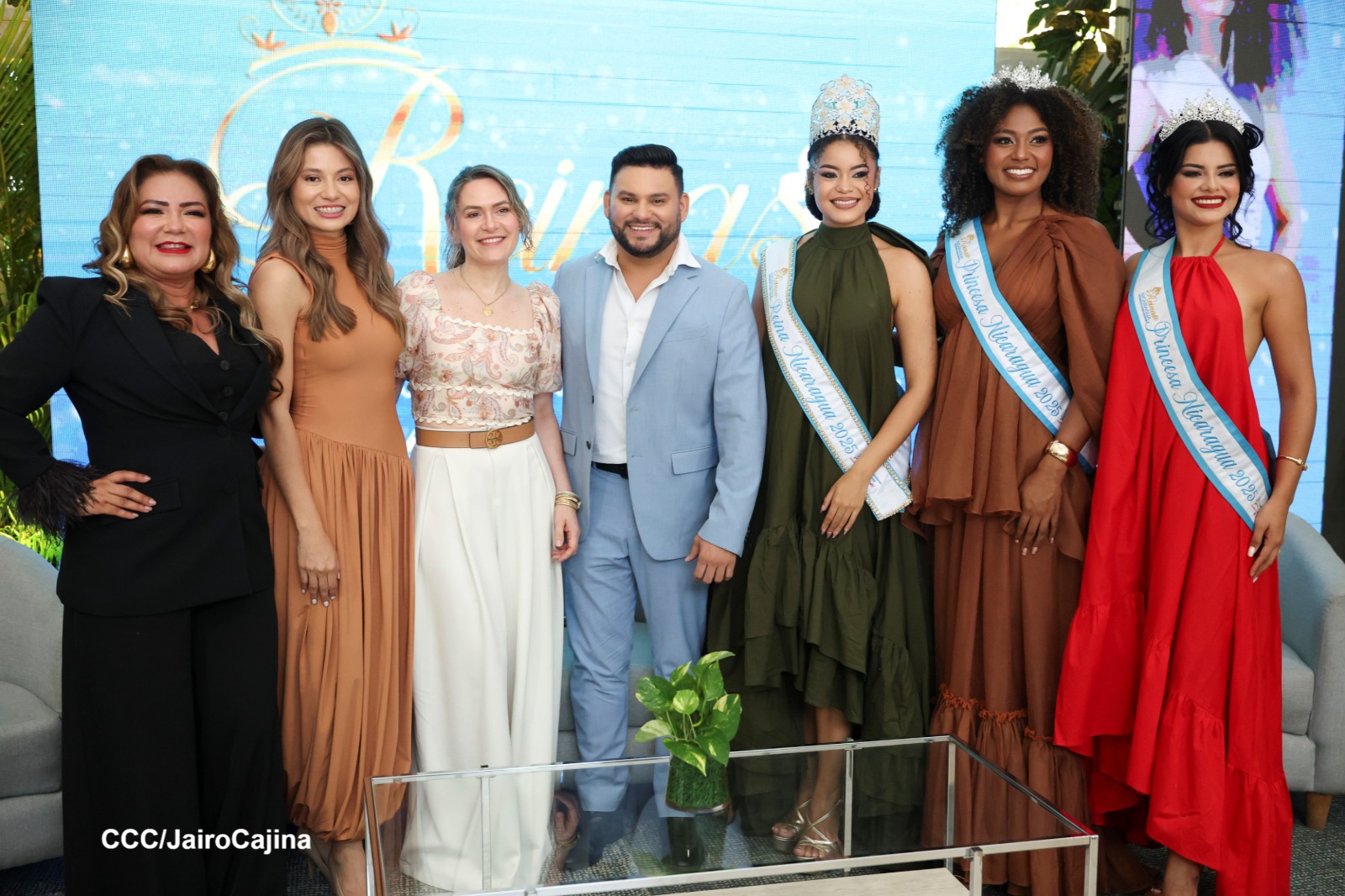 reinas-44