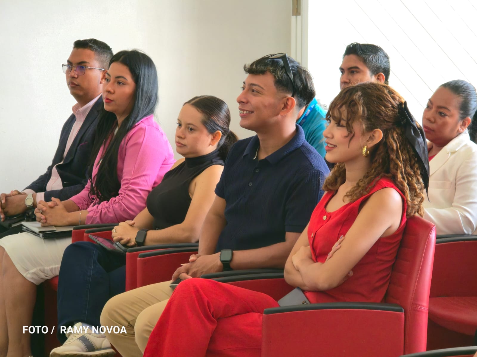 Encuentro-con-comunicadores-2