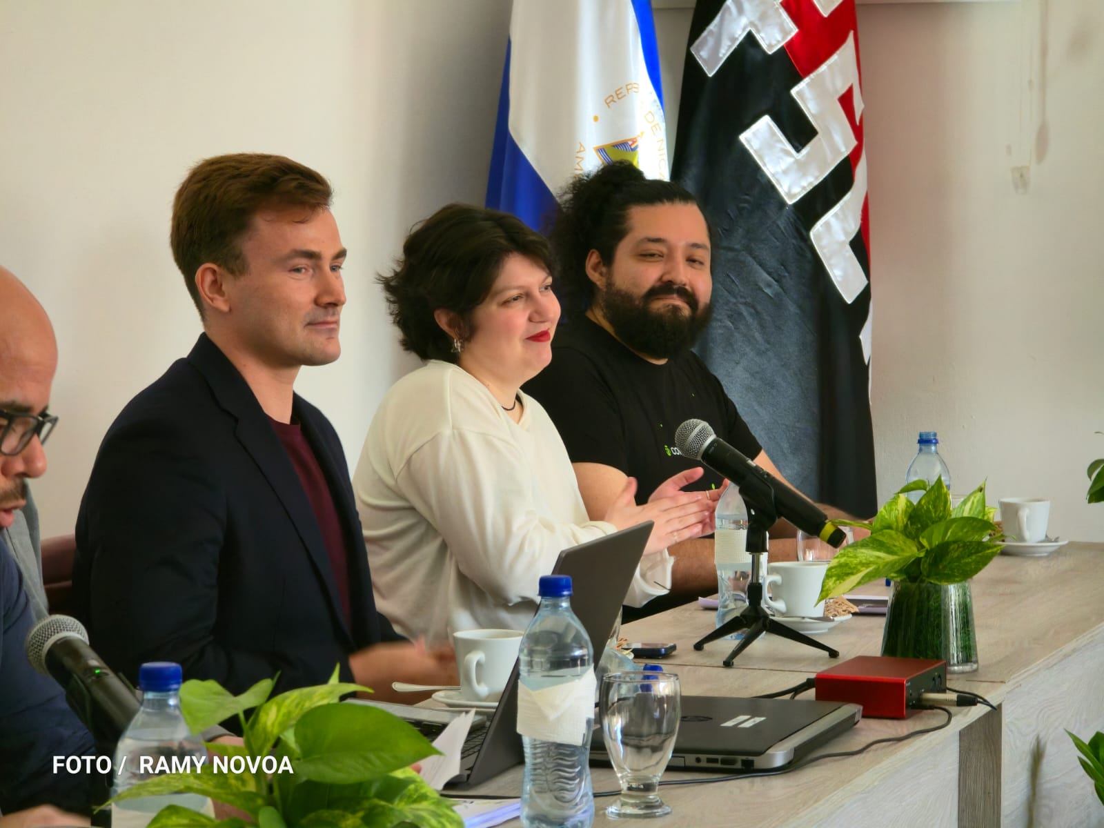 Encuentro-con-comunicadores-7