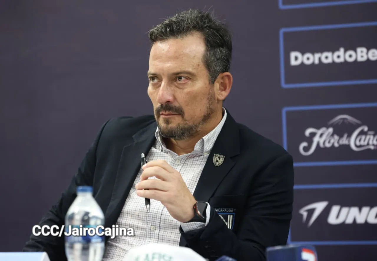 DT-Seleccion-nacional-de-futbol-12