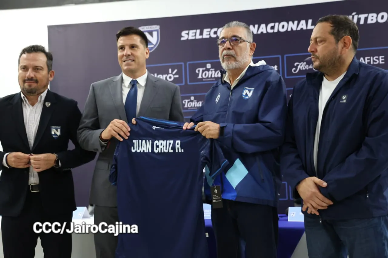 DT-Seleccion-nacional-de-futbol-18