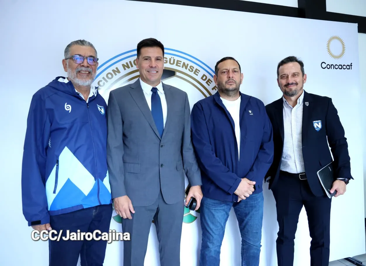 DT-Seleccion-nacional-de-futbol-25