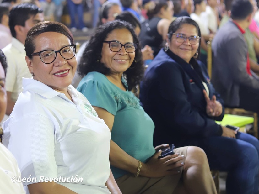 Leon-Arte-y-Moda--(4)