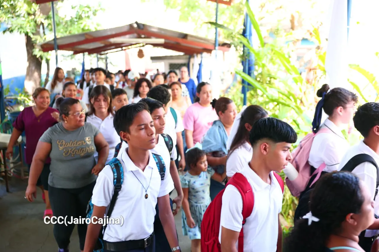 14-DE-SEPTIEMBRE-13_22_11zon