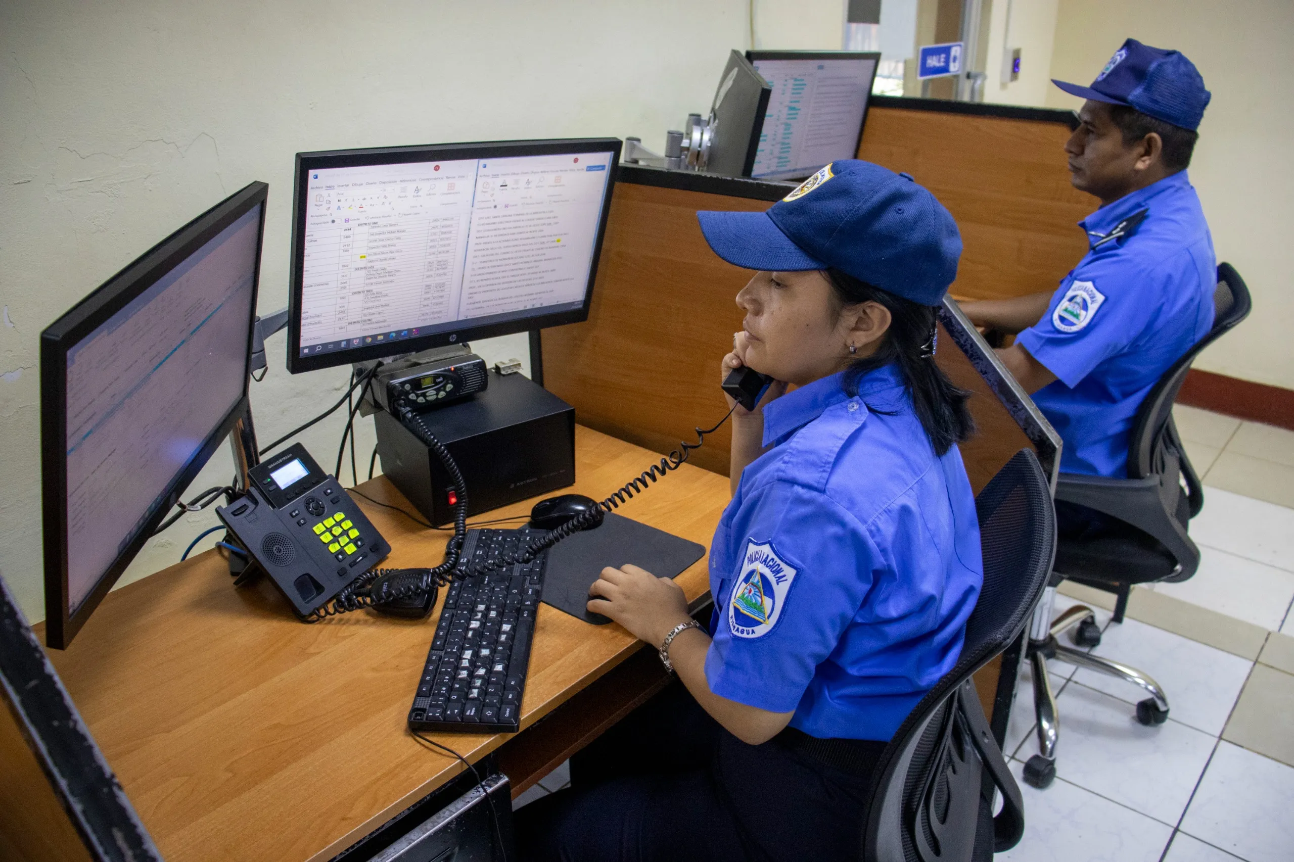 Linea-de-Emergencia-18_18_11zon