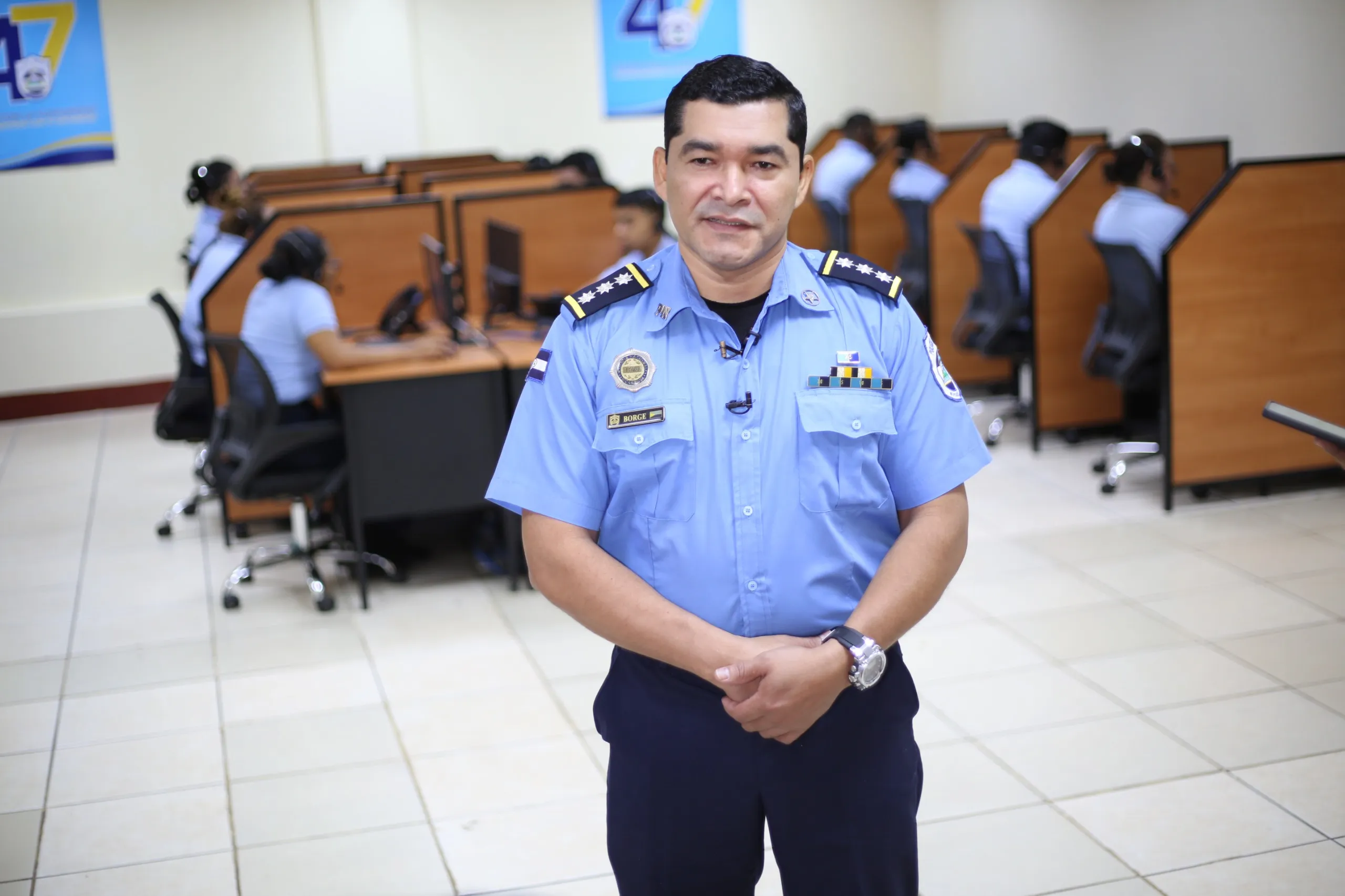 Linea-de-Emergencia-36_36_11zon