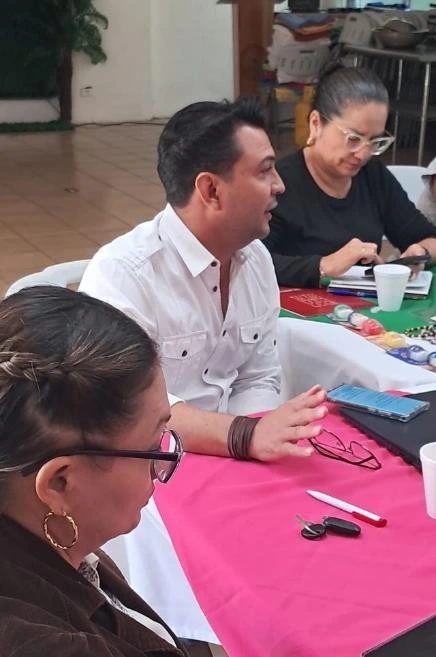 EMPRENDIMIENTOS14_3_11zon