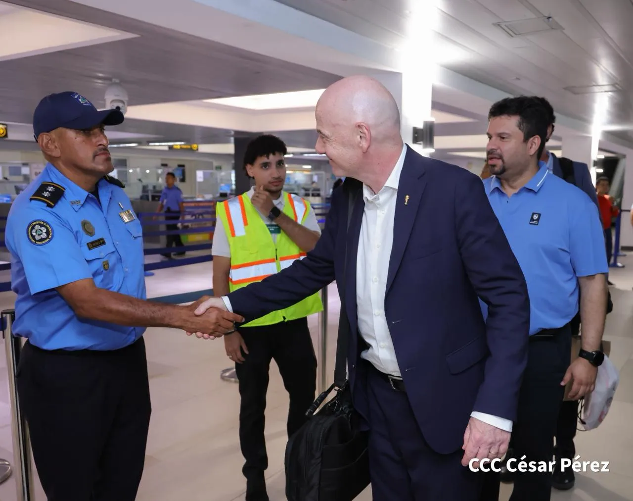 Presidente-FIFA--(4)_4_11zon