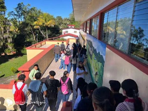 UNIOVERSIDADES--(10)_10_11zon