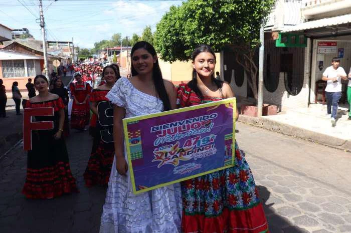 DESFILE1