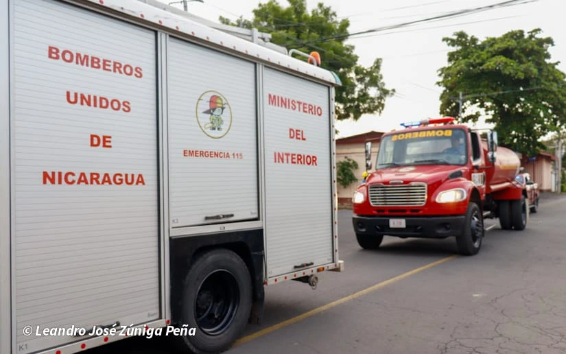 BOMBEROS-(1)