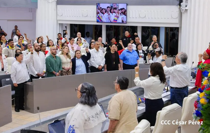 Asamblea--(10)