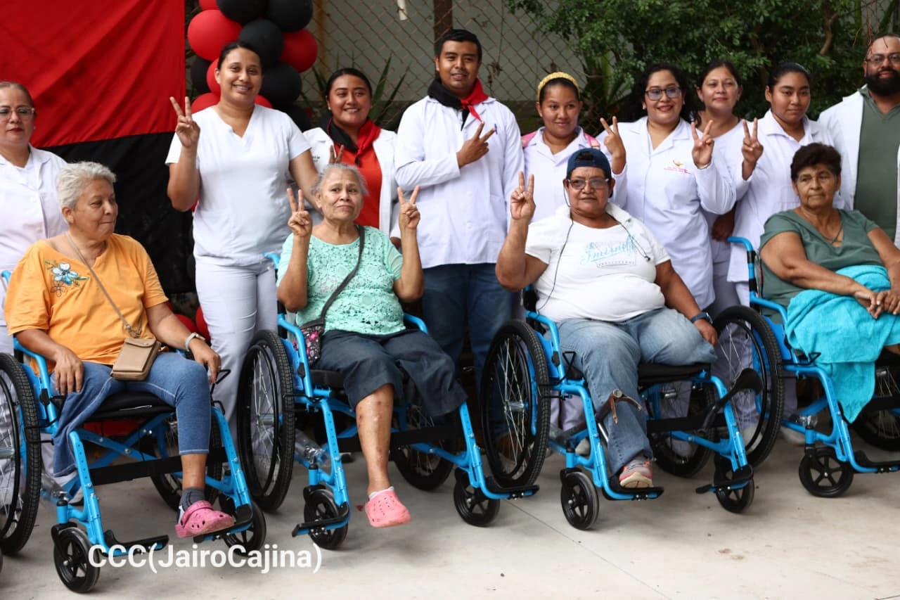 SILLAS3