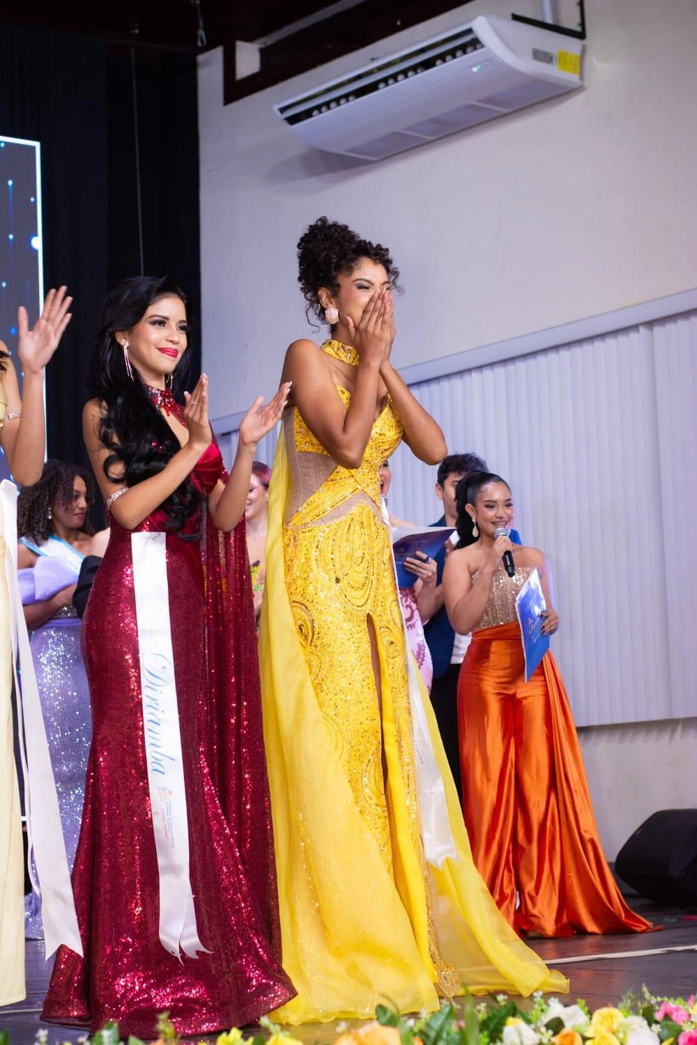 REINAS-(2)