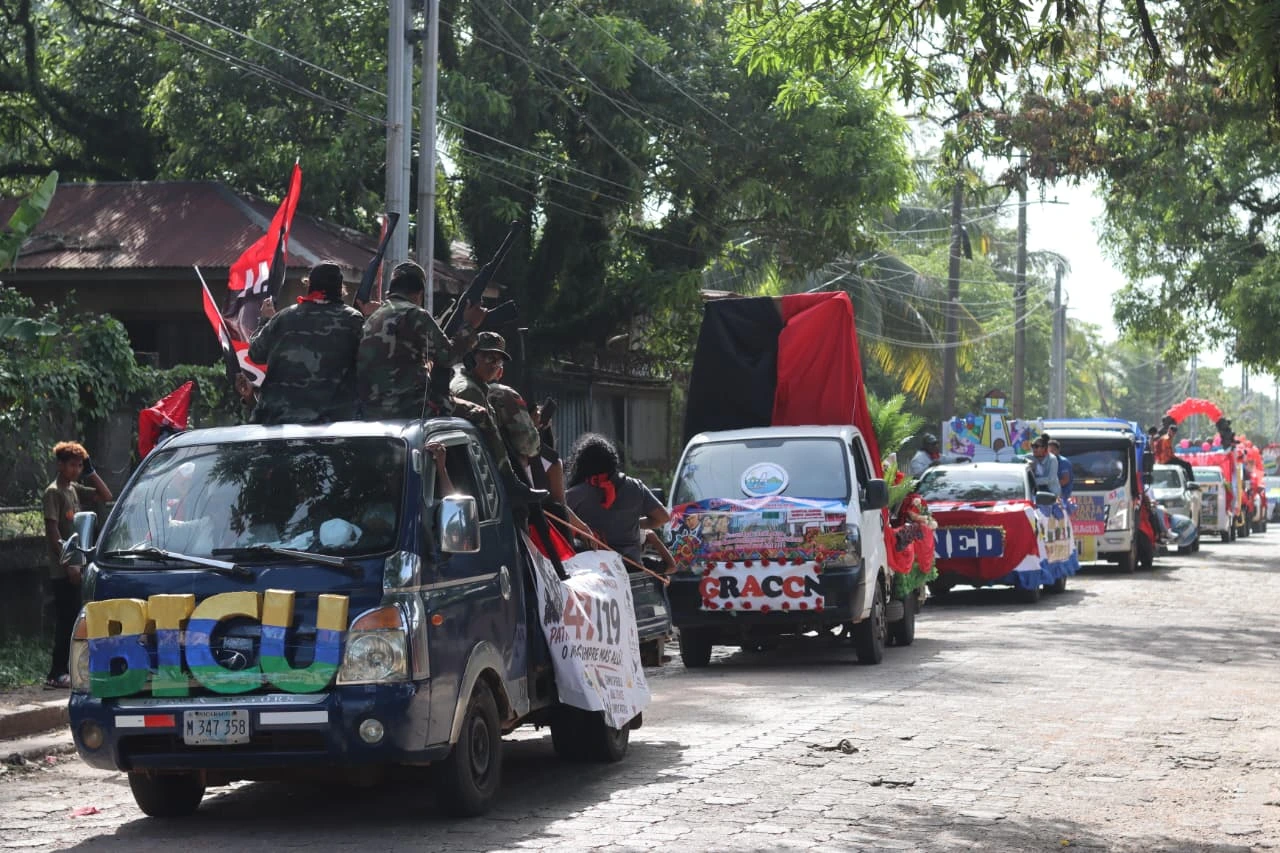 CARAVANA11