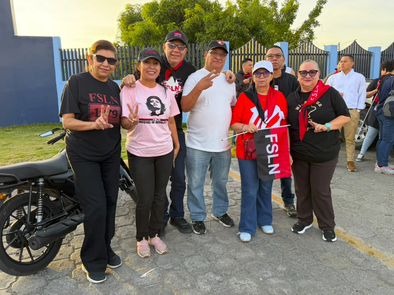 ESTELI-(10)