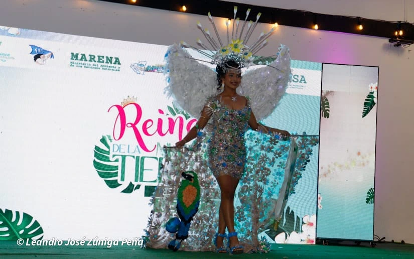 REINA-(6)