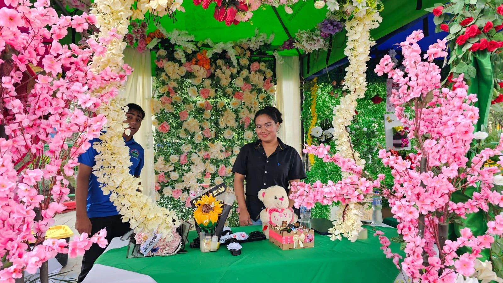 FLORES06