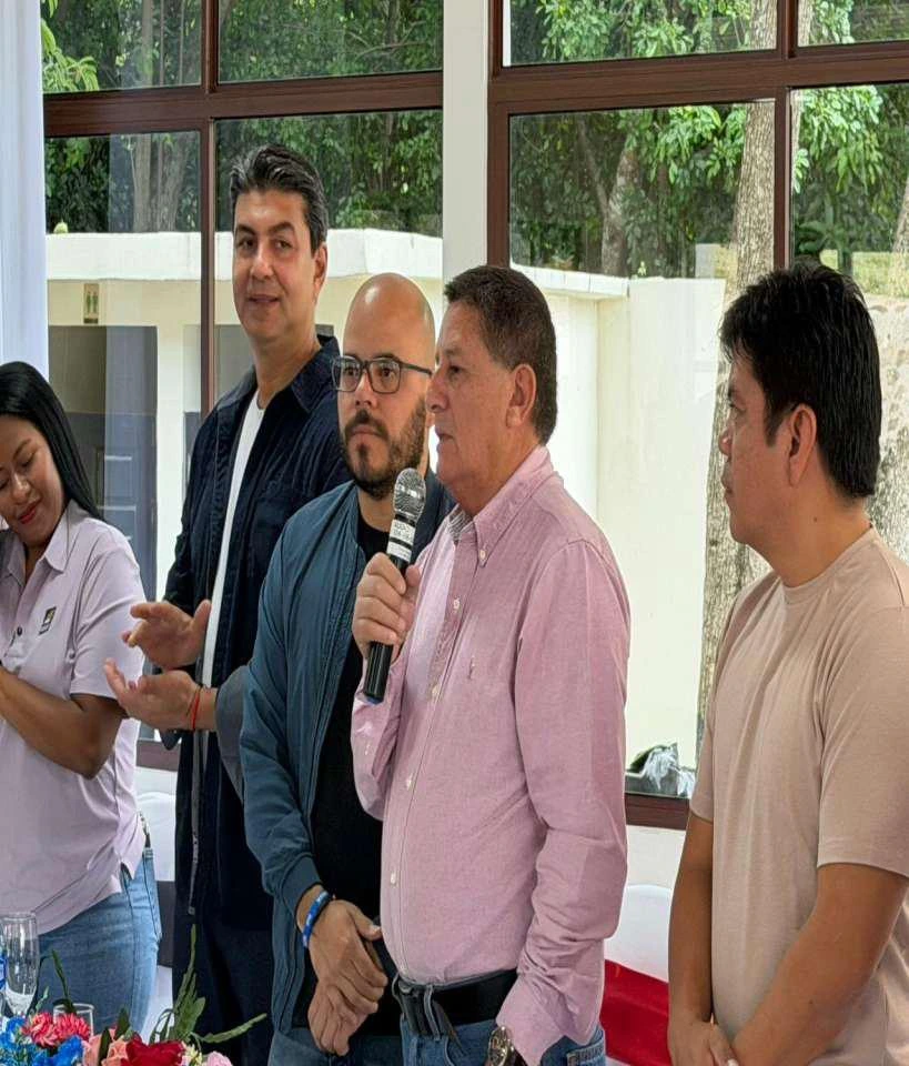 JINOTEGA-(8)