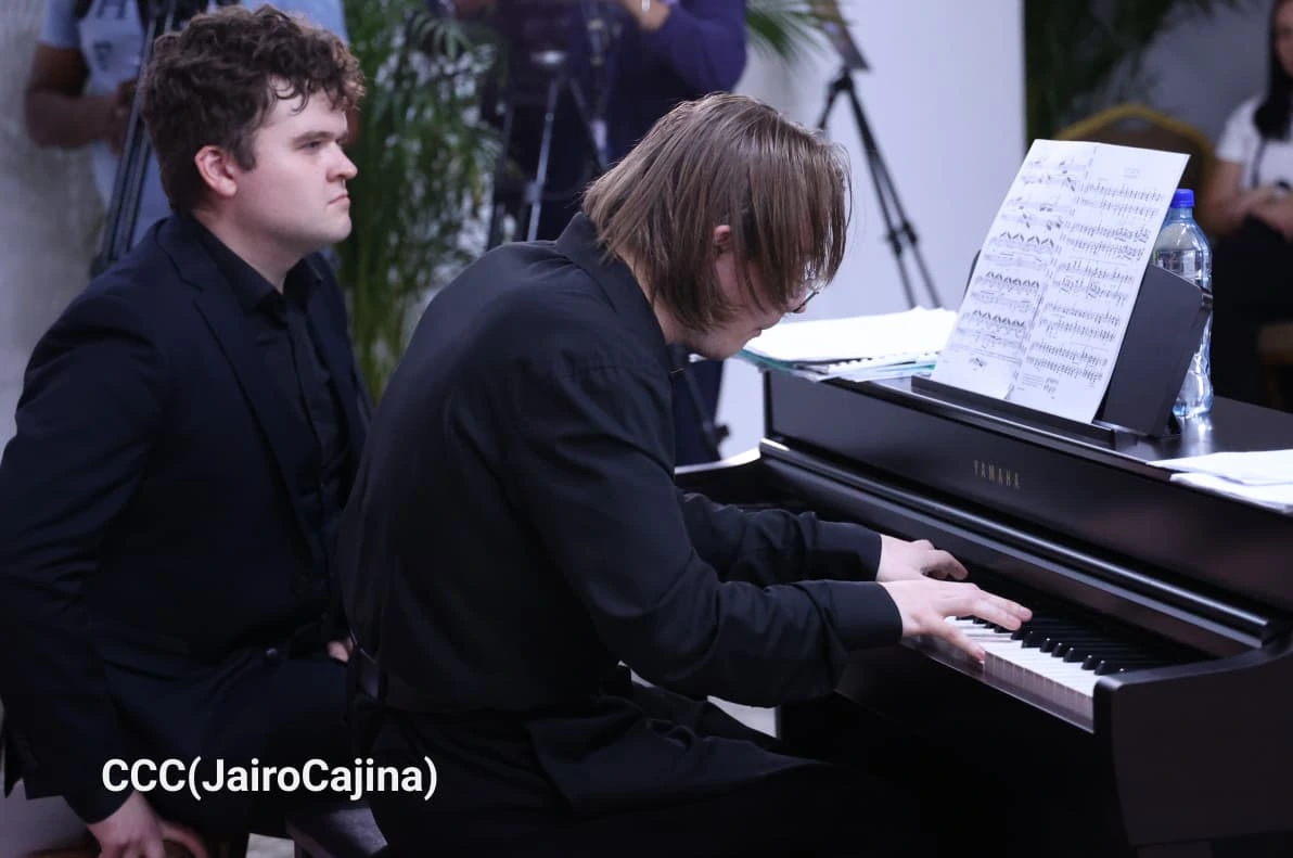 CONSERJE-(15)
