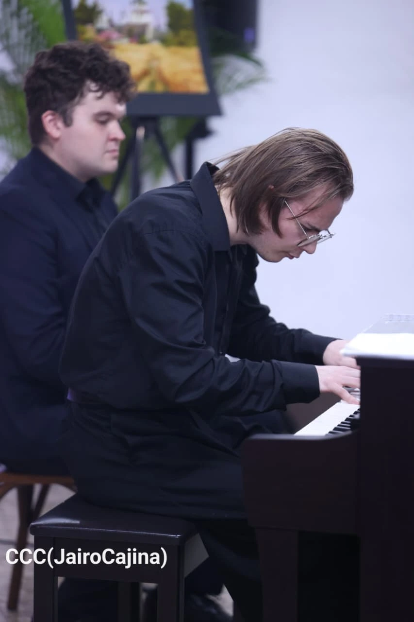 CONSERJE-(19)
