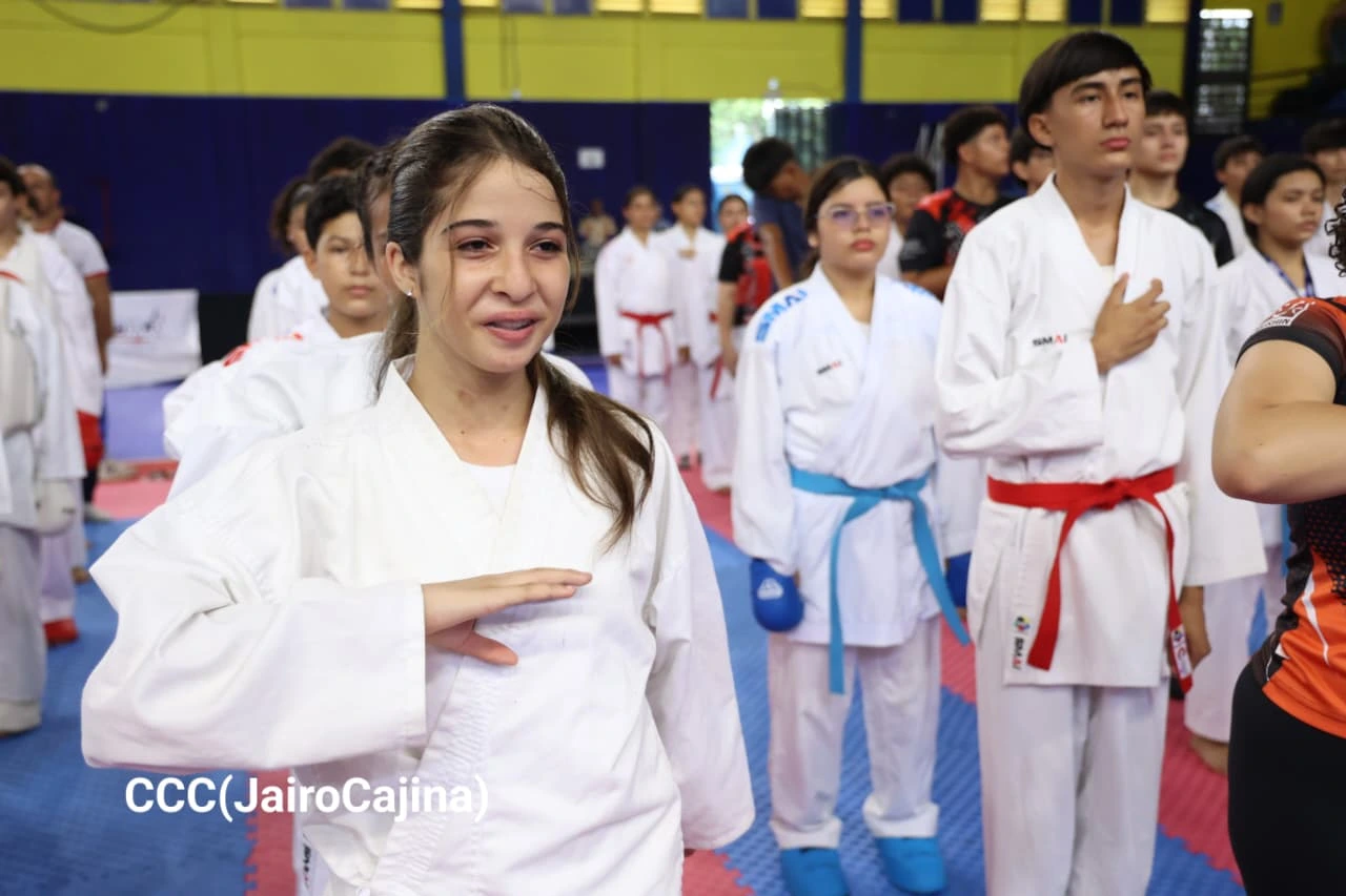 KARATE-(2)