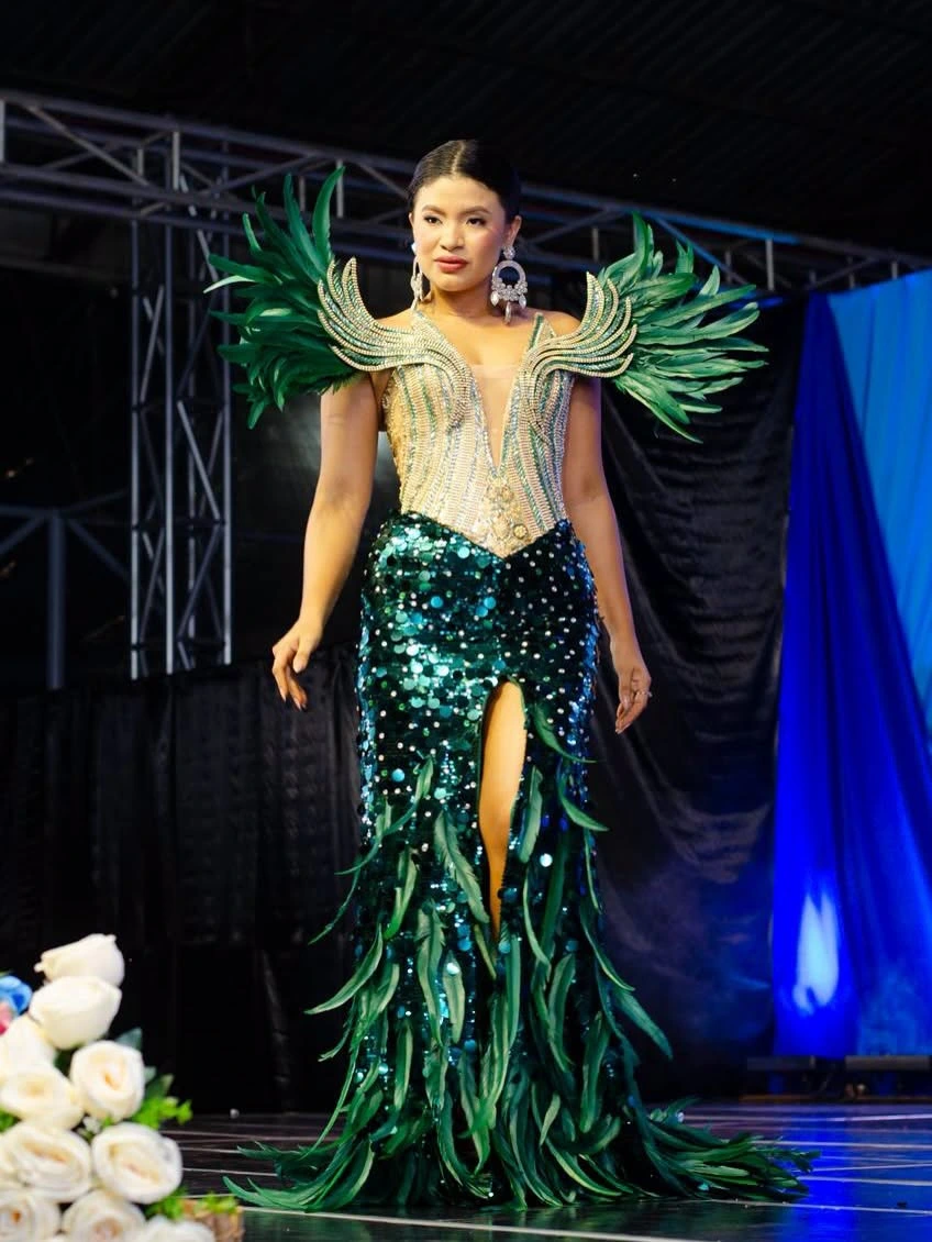 REINAS-(6)