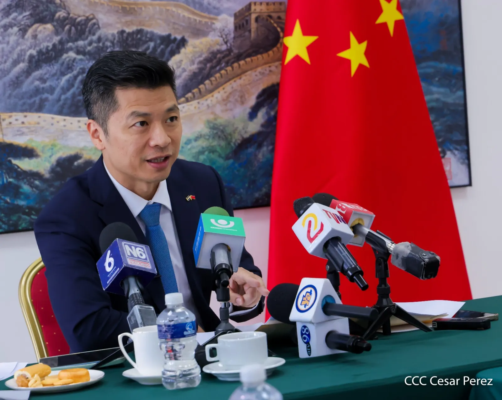 Embajador-China-24_24_11zon