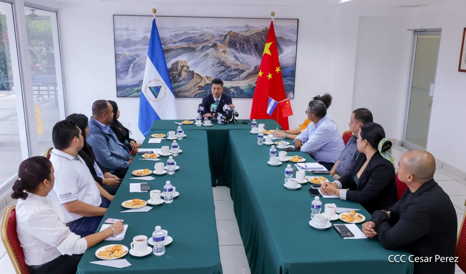 Embajador-China-2_2_11zon