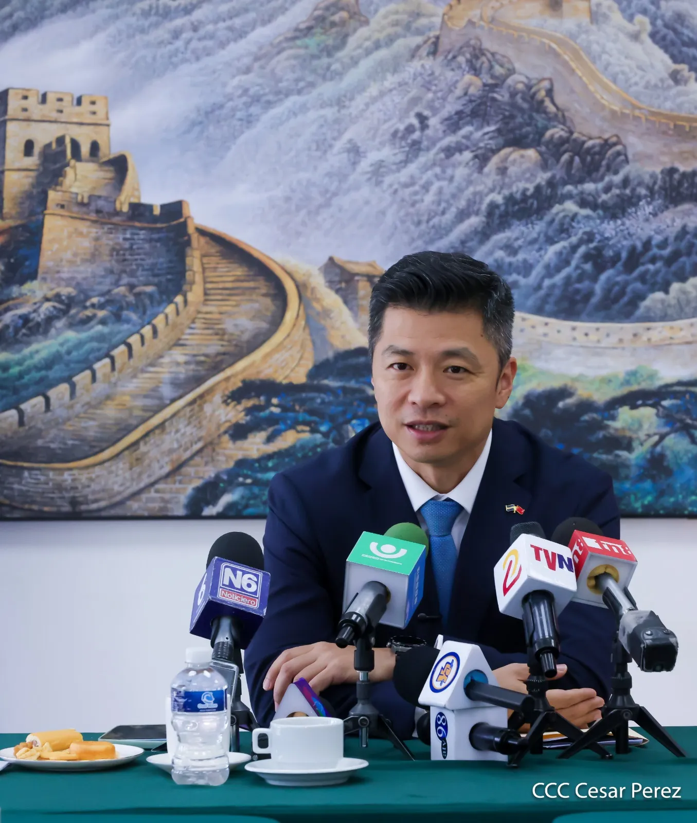 Embajador-China-3_3_11zon