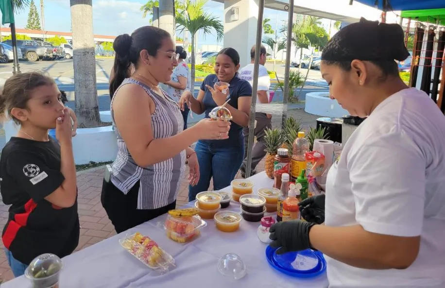 Ferias-de-emprendimientos-1_1_11zon